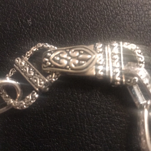 Christmas 🎄 Tree bracelet - Picture 3 of 3